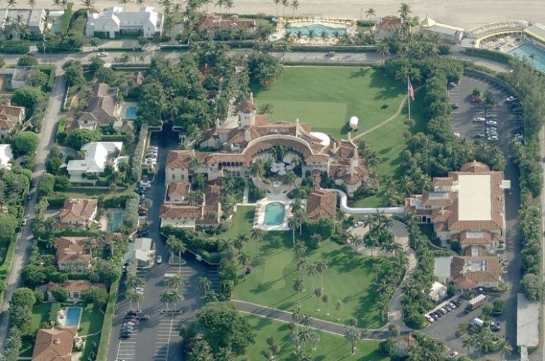Mar-a-Lago_Club_birds_eye_view